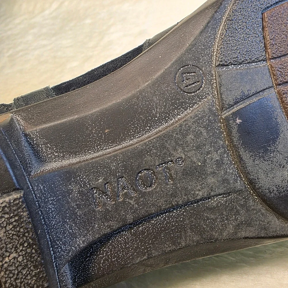 Naot Rivotra Ankle Boots Black Leather Suede Perforated Women 41 Excellent